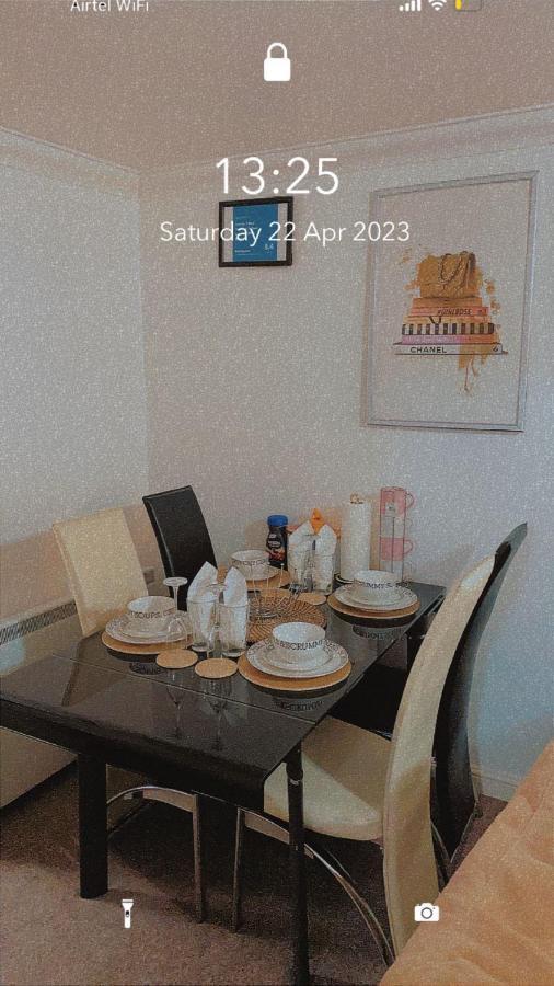 Apartamento Lovely 2 Bed Flat/apt In East London- Estate.